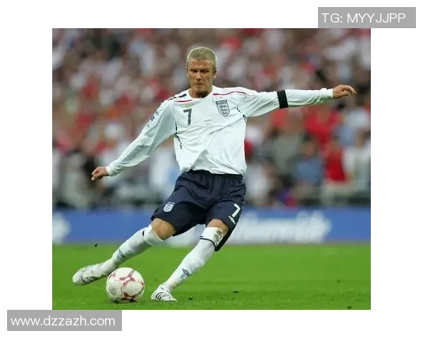 足球巨星赛场假摔现象探秘从竞技技巧到体育精神反思 足球巨星赛场假摔现象探秘从竞技技巧到体育精神反思